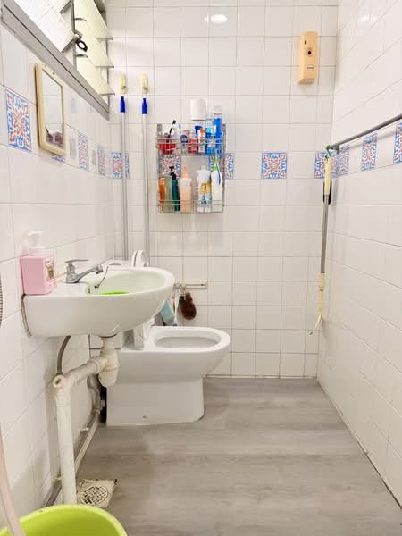 652 Jalan Tenaga HDB Flat For Sale at S$ 899,999 | PropertyGuru Singapore