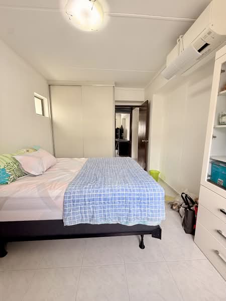 652 Jalan Tenaga HDB Flat For Sale at S$ 899,999 | PropertyGuru Singapore - Bedroom