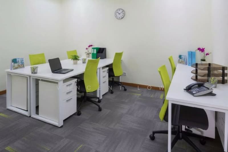 Park Avenue Suite Ue Square Mall, 81 Clemenceau Avenue, 1,000 sqft, Other Retail For Rent, by Vincent Low, 60237530 - CommercialGuru.com.sg