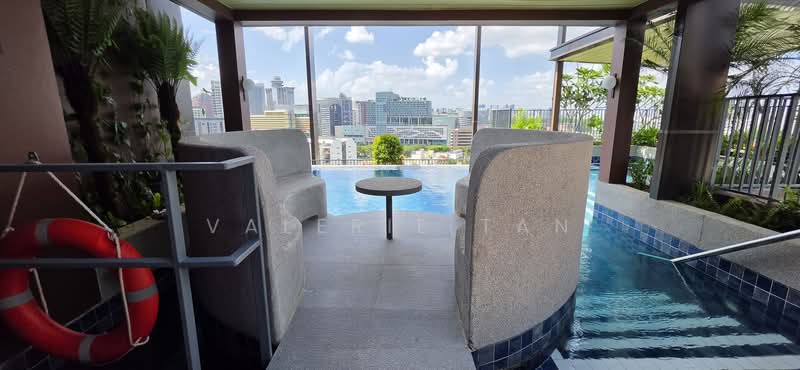 Hill House, 10A-11 Institution Hill, 10B, 2 Bedrooms, 624 sqft, Condominium For Rent, by Valerie Tan, 60237531 - Pool - PropertyGuru.com.sg