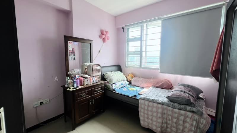 182A Woodlands Street 13 HDB Flat For Sale at S$ 580,000 | PropertyGuru Singapore