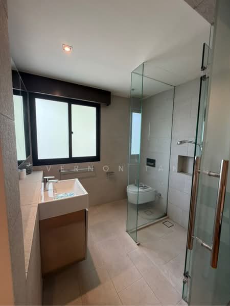 Regent Villa, Jalan Lim Tai See, 4 Bedrooms, 3,000 sqft, Semi-Detached House For Rent, by Vernon Tan, 60237666 - PropertyGuru.com.sg