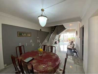 For Sale - 533 Hougang Avenue 6