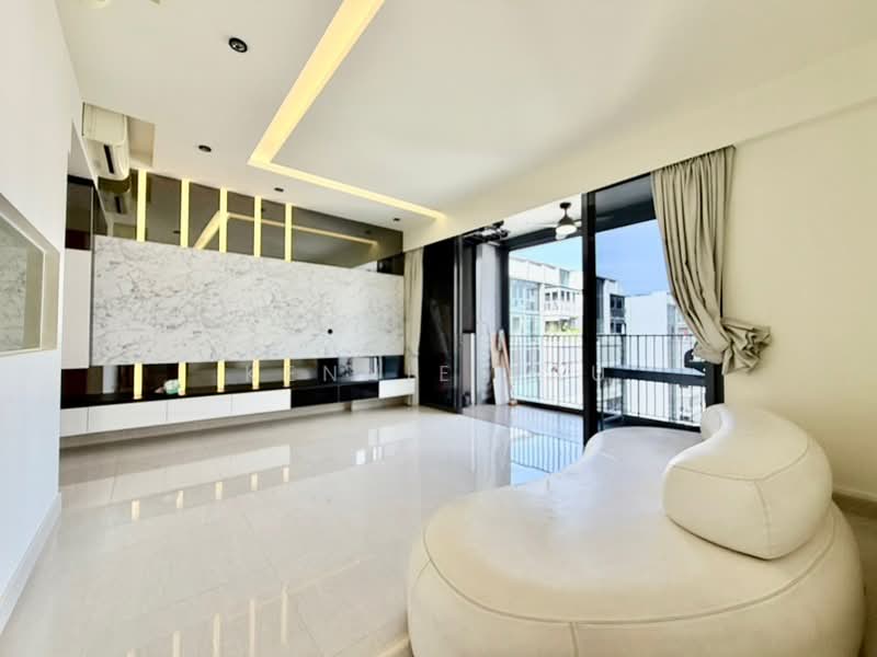 La Fiesta, Sengkang Square, 3 Bedrooms, 893 sqft, Condominium For Rent, by Kennie Yau, 60237879 - PropertyGuru.com.sg