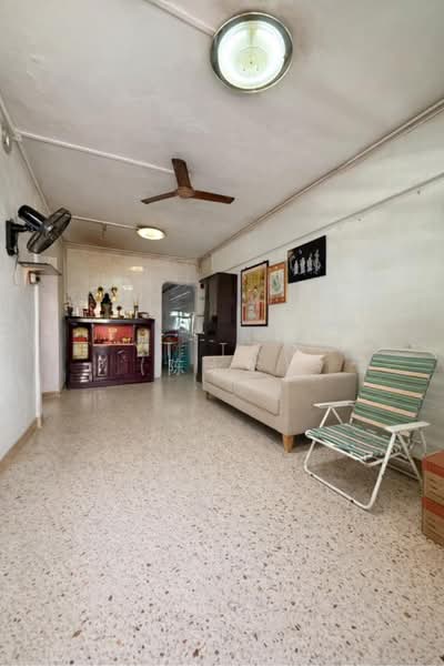 For Sale - 208 Ang Mo Kio Avenue 1