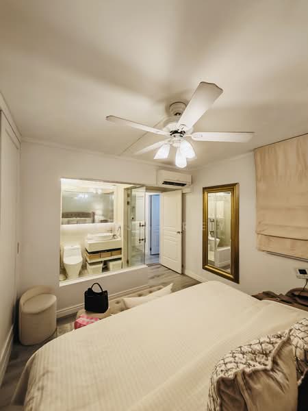 291D Bukit Batok Street 24 HDB Flat For Sale at S$ 668,000 | PropertyGuru Singapore - Master Bedroom