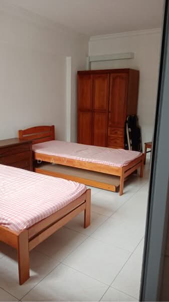 For Rent - 164 Bukit Batok Street 11