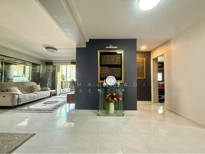 394 Tampines Avenue 7 HDB Flat For Sale at S$ 858,000 | PropertyGuru Singapore