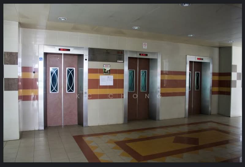 1 Pine Close, 1 Pine Close, 2 Bedrooms, 1,022 sqft, HDB Flat For Rent, by KC Chong, 60238353 - PropertyGuru.com.sg