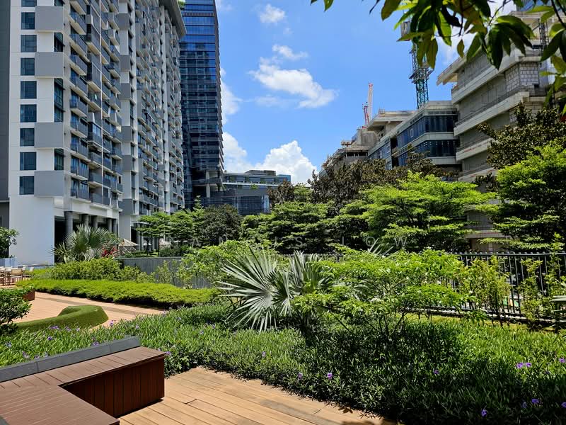 J Gateway, 6 Gateway Drive, 2 Bedrooms, 958 sqft, Condominium For Sale, by Francis Low, 60238422 - Exterior - PropertyGuru.com.sg
