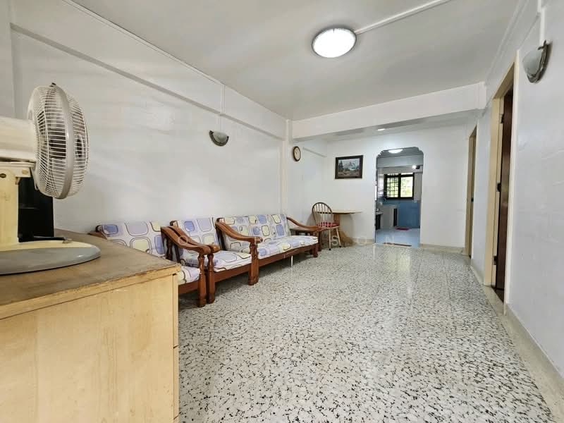 157 Lorong 1 Toa Payoh HDB Flat For Sale at S$ 410,000 | PropertyGuru Singapore