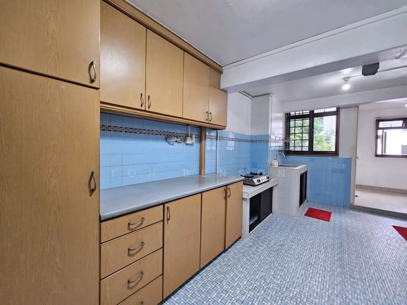 157 Lorong 1 Toa Payoh HDB Flat For Sale at S$ 410,000 | PropertyGuru Singapore