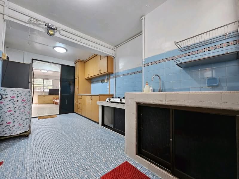 157 Lorong 1 Toa Payoh HDB Flat For Sale at S$ 410,000 | PropertyGuru Singapore