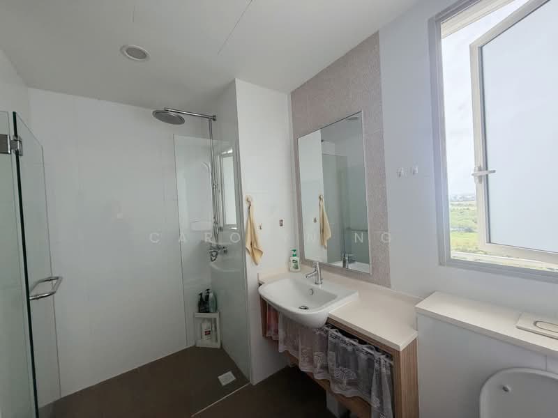 Heron Bay Executive Condominium For Sale at S$ 3,300,000 | PropertyGuru Singapore - Bathroom