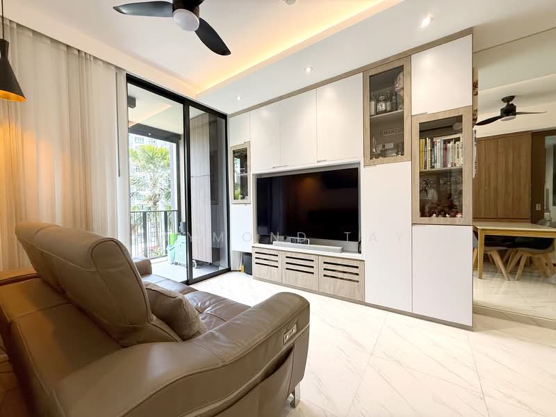 Le Quest Condominium For Sale at S$ 1,600,000 | PropertyGuru Singapore - Living Room