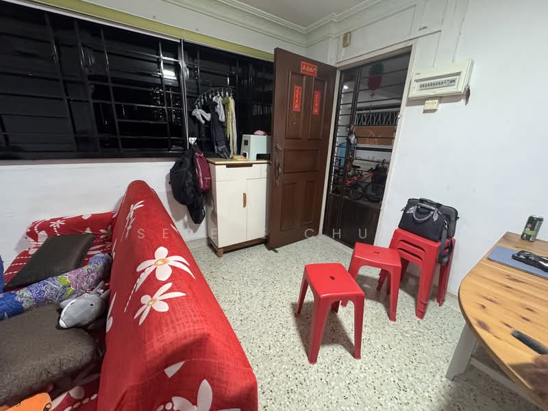 9 Holland Avenue HDB Flat For Sale at S$ 698,888 | PropertyGuru Singapore - Living Room