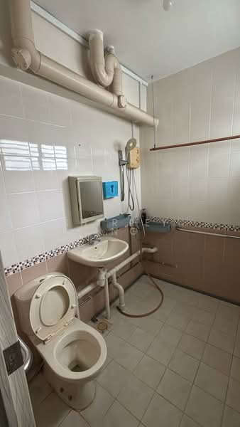 For Rent - 6 Teck Whye Avenue