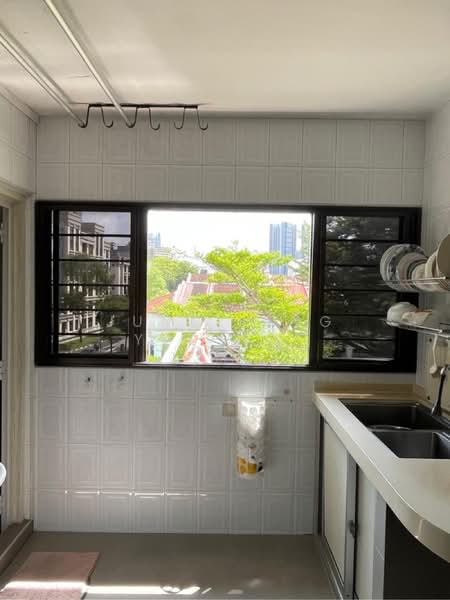 10 Gloucester Road HDB Flat For Sale at S$ 668,000 | PropertyGuru Singapore