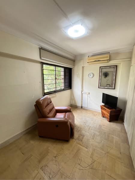 10 Gloucester Road HDB Flat For Sale at S$ 668,000 | PropertyGuru Singapore