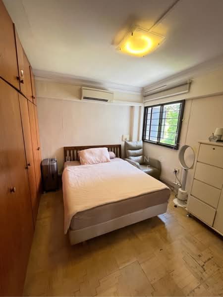 10 Gloucester Road, 10 Gloucester Road, 4 Bedrooms, 990 sqft, HDB Flat For Sale, by June Leng Yee Hoe, 60238556 - PropertyGuru.com.sg