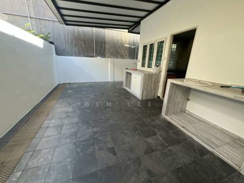 dunman lane, Dunman Lane, 5 Bedrooms, 3,000 sqft, Semi-Detached House For Rent, by Ben Lee, 60238712 - PropertyGuru.com.sg