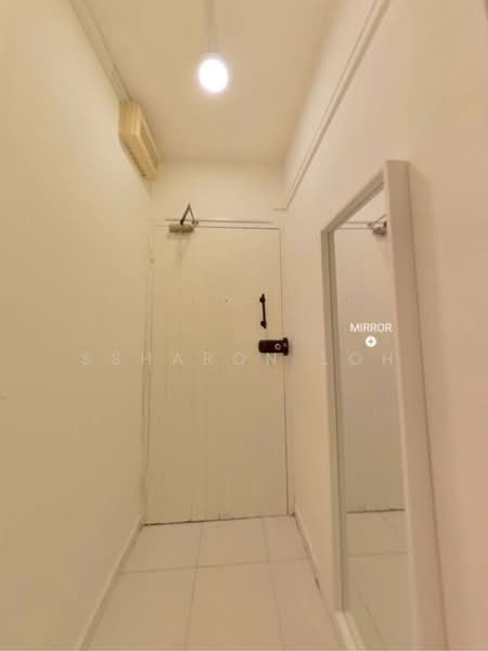 People's Park Complex Apartment For Sale at S$ 1,388,888 | PropertyGuru Singapore