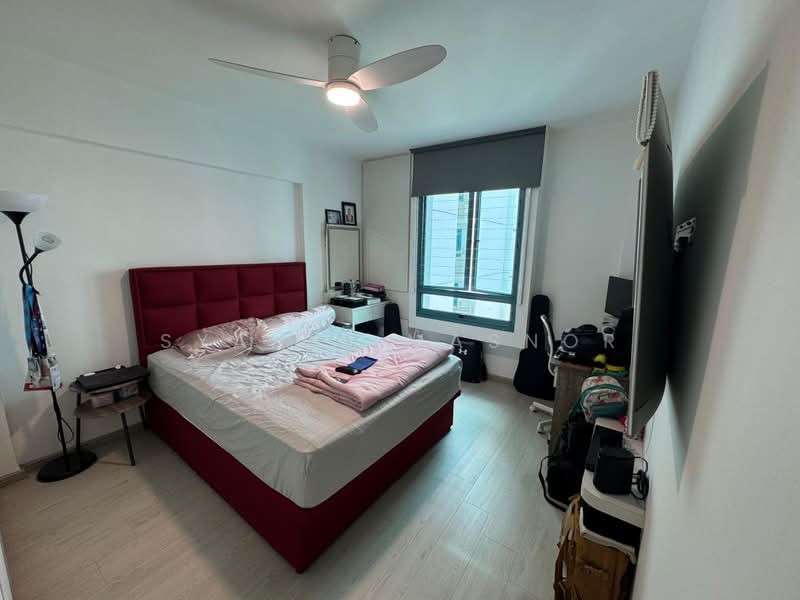 193 Edgefield Plains HDB Flat For Sale at S$ 610,000 | PropertyGuru Singapore