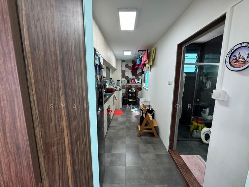 193 Edgefield Plains HDB Flat For Sale at S$ 610,000 | PropertyGuru Singapore