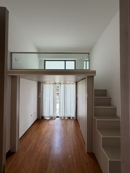 J Gateway Condominium For Sale at S$ 1,620,000 | PropertyGuru Singapore - Interior