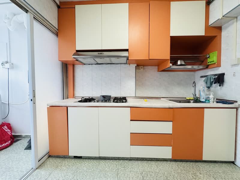 156 Lorong 1 Toa Payoh, 156 Lorong 1 Toa Payoh, 3 Bedrooms, 1,087 sqft, HDB Flat For Sale, by Kelvin Ong, 60238947 - Kitchen - PropertyGuru.com.sg