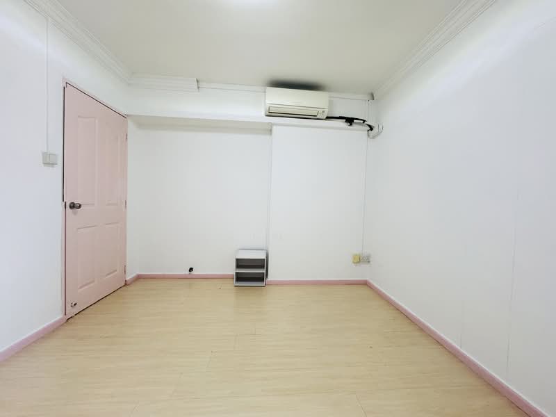 156 Lorong 1 Toa Payoh, 156 Lorong 1 Toa Payoh, 3 Bedrooms, 1,087 sqft, HDB Flat For Sale, by Kelvin Ong, 60238947 - Interior - PropertyGuru.com.sg