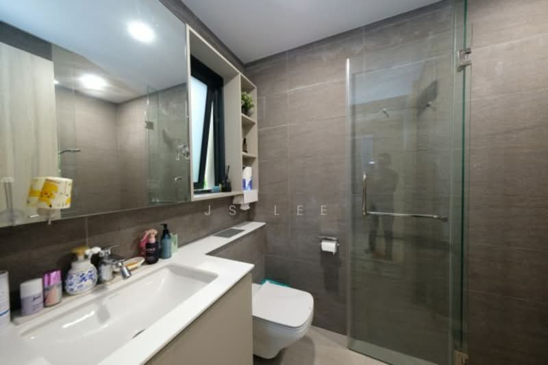 Sengkang Grand Residences Condominium For Sale at S$ 2,380,000 | PropertyGuru Singapore