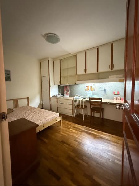 Pandan Valley Condominium For Sale at S$ 2,500,000 | PropertyGuru Singapore