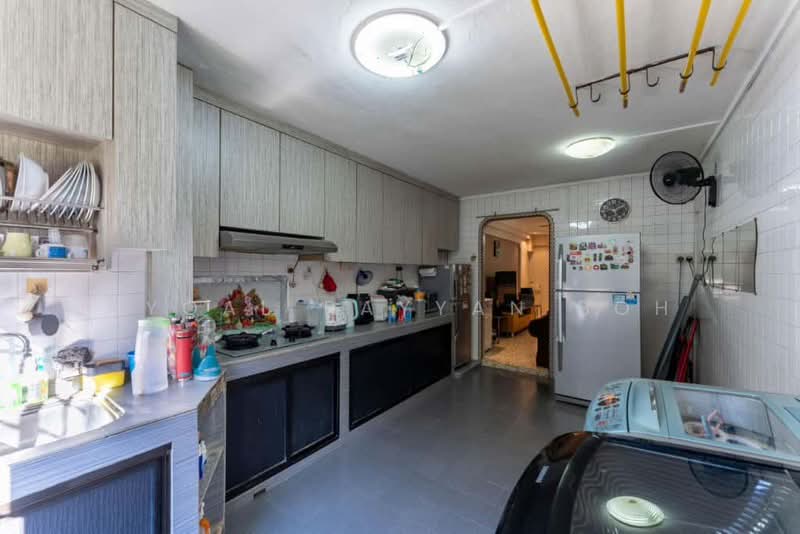 For Sale - 611 Ang Mo Kio Avenue 5