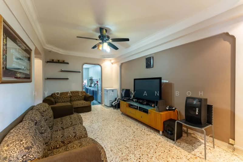 For Sale - 611 Ang Mo Kio Avenue 5