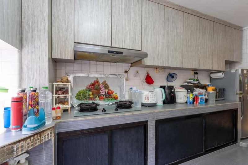 For Sale - 611 Ang Mo Kio Avenue 5