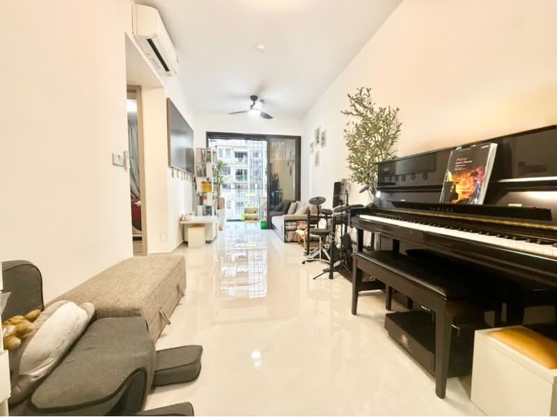 Dairy Farm Residences Condominium For Sale at S$ 1,418,000 | PropertyGuru Singapore