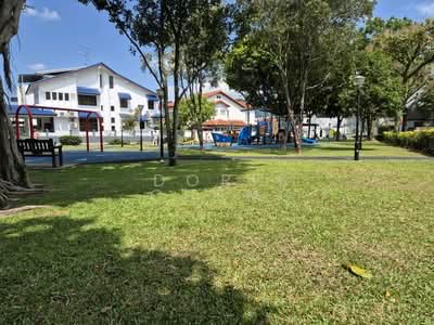 For Sale - Freehold Inter-terrace at Holland