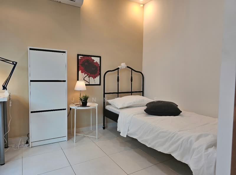 For Rent - Lakeview Estate