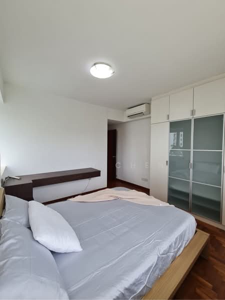 The Warren, 37 Choa Chu Kang Loop, Room Rental, 120 sqft, Apartment For Rent, by Titi Chen, 60239387 - PropertyGuru.com.sg