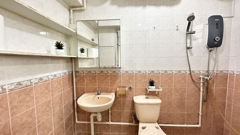 181 Yung Sheng Road HDB Flat For Sale at S$ 688,000 | PropertyGuru Singapore