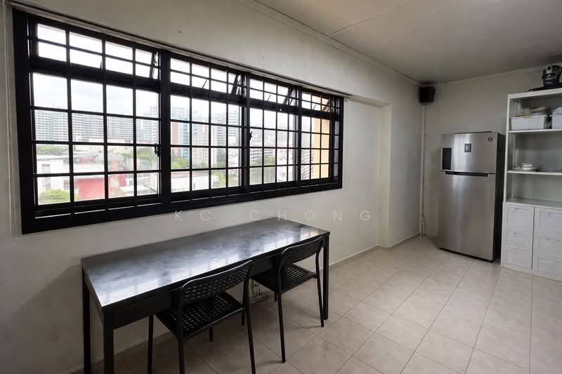 181 Yung Sheng Road HDB Flat For Sale at S$ 688,000 | PropertyGuru Singapore