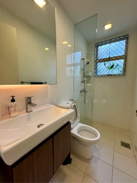 Charming Bukit Timah 4 Bed Study Garden patio, University Road, 4 Bedrooms, 4,280 sqft, Semi-Detached House For Rent, by Phoebe Ang, 60239704 - PropertyGuru.com.sg