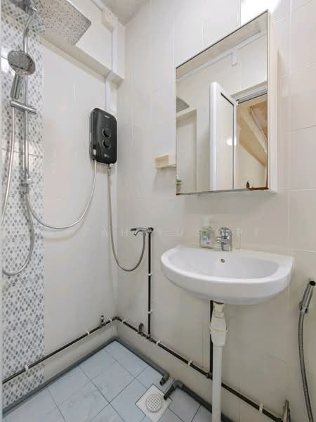 151 Bedok Reservoir Road HDB Flat For Sale at S$ 490,000 | PropertyGuru Singapore