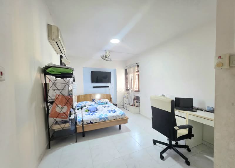 596B Ang Mo Kio Street 52, 596B Ang Mo Kio Street 52, 3 Bedrooms, 1,184 sqft, HDB Flat For Sale, by Garant Pang, 60239896 - Bedroom - PropertyGuru.com.sg