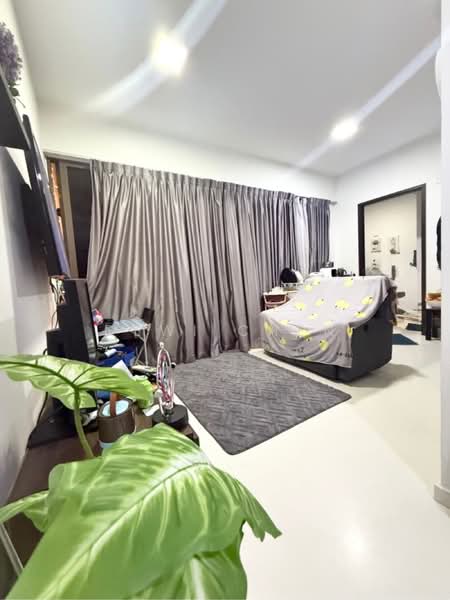 The Inflora Condominium For Sale at S$ 690,000 | PropertyGuru Singapore
