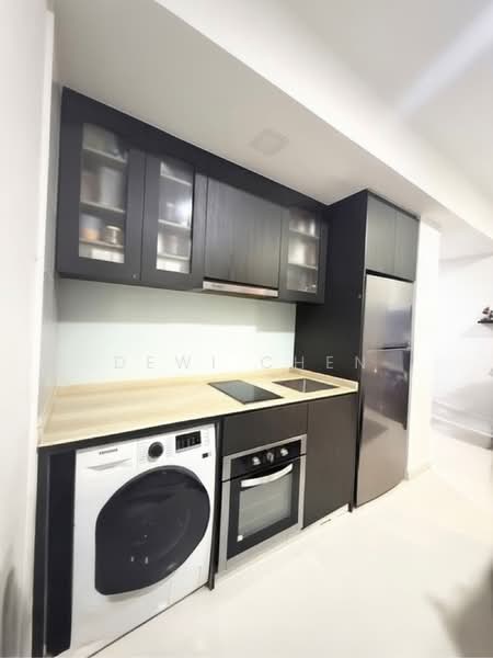 The Inflora Condominium For Sale at S$ 690,000 | PropertyGuru Singapore