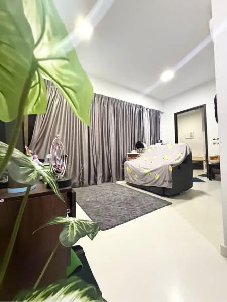 The Inflora Condominium For Sale at S$ 690,000 | PropertyGuru Singapore