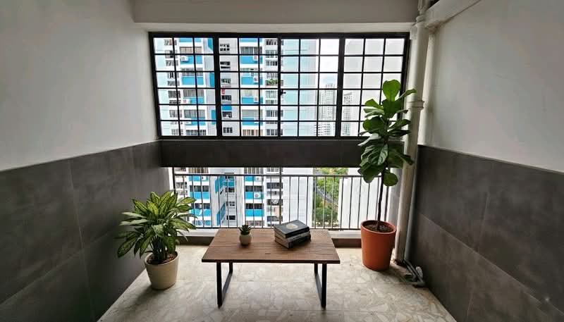 For Sale - 553 Ang Mo Kio Avenue 10