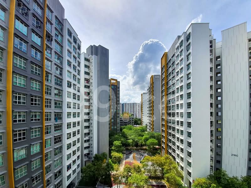 216A Compassvale Drive, 216A Compassvale Drive, Room Rental, 1,205 sqft, HDB Flat For Rent, by Dominic Ng, 60240090 - Exterior - PropertyGuru.com.sg